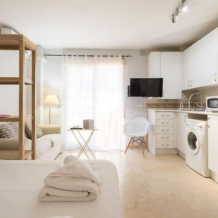 Studio Pedrega Apartment มาลากา ภายนอก รูปภาพ